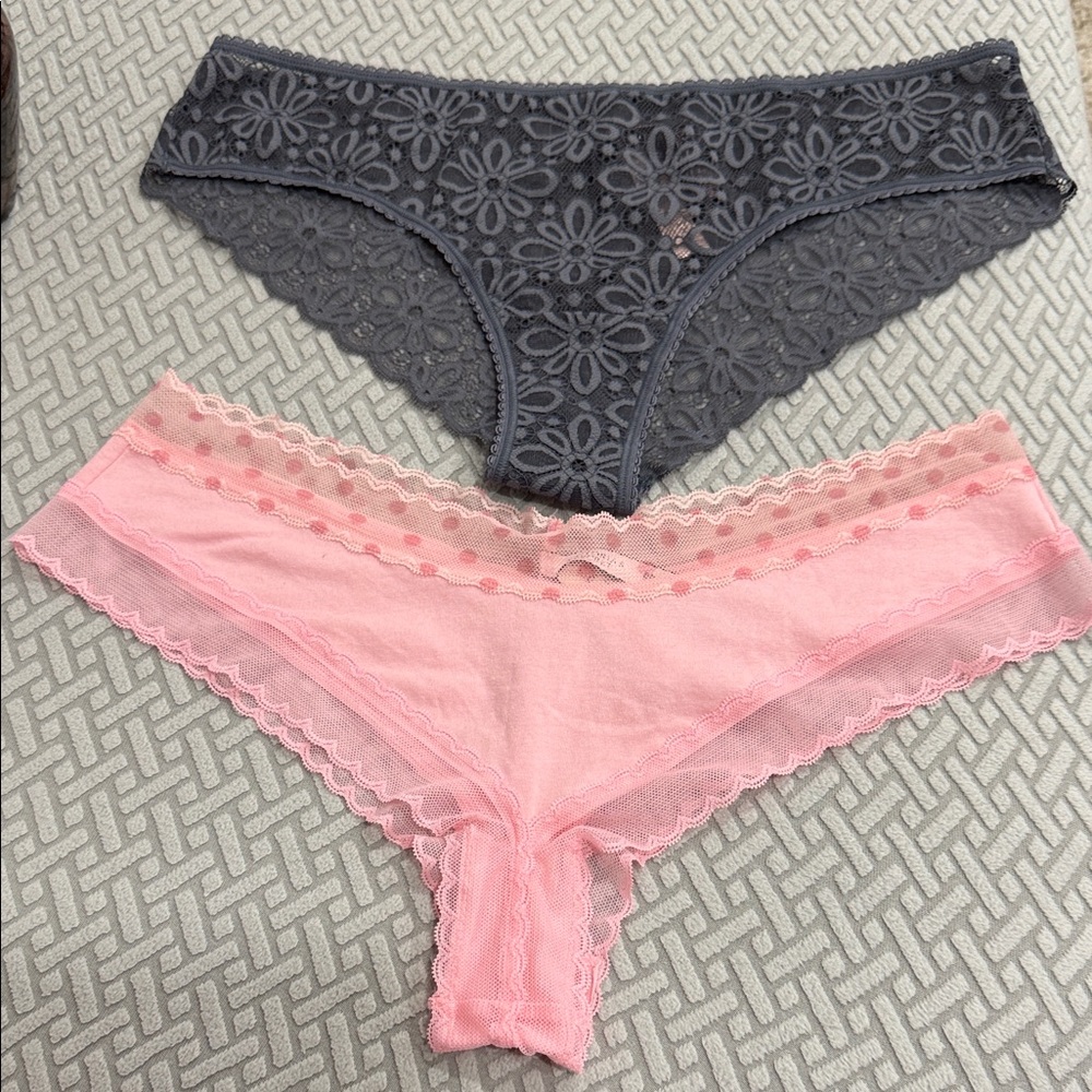 Victoria Secret Lace Floral Gray and Pink Panties Set in Size L